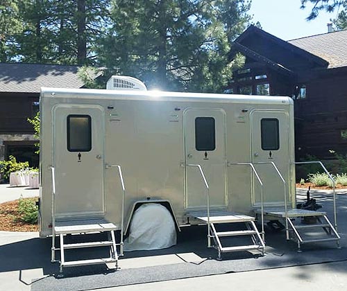 Rent portable restroom and bathroom trailers for your wedding day - Montana Northwest United States