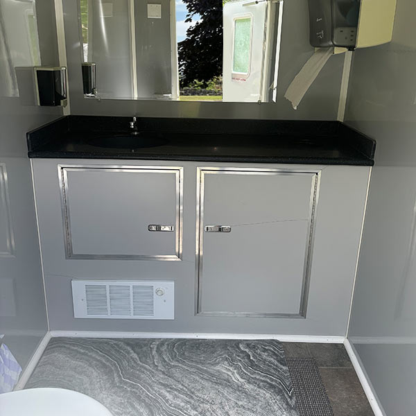 Bella Trailers - VIP wedding event restroom and mobile bathrooms