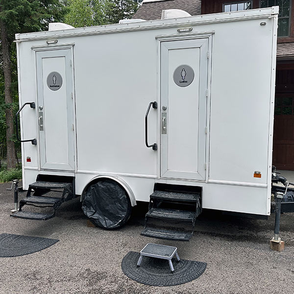 Bella Trailers - VIP wedding event restroom and mobile bathrooms